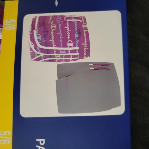 CHAMPIONS 2 pack girl shorts size 5/6 - Picture 2 of 4